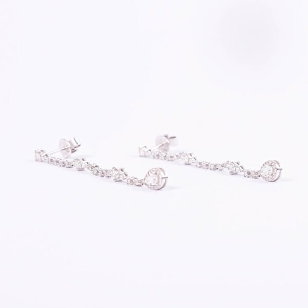 ARETES LARGOS ORO BLANCO DIAMANTES 1,33 CT - Image 3