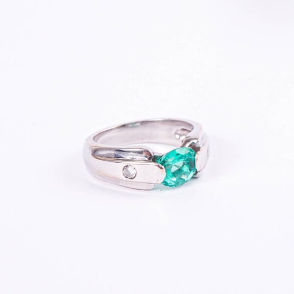 ANILLO ORO BLANCO ESMERALDA 1,20 CT